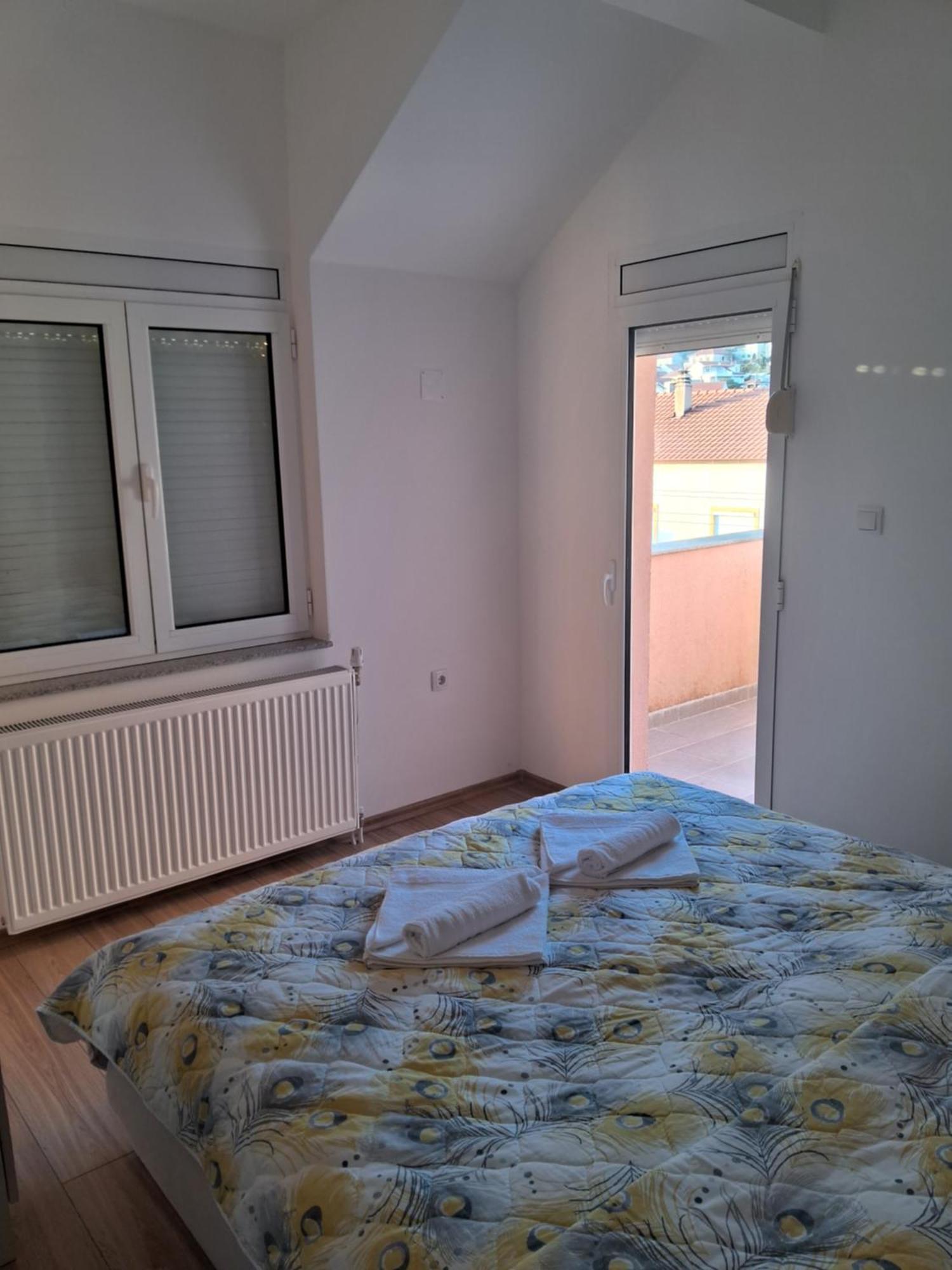 Apartmani Slado تريبينيي الغرفة الصورة